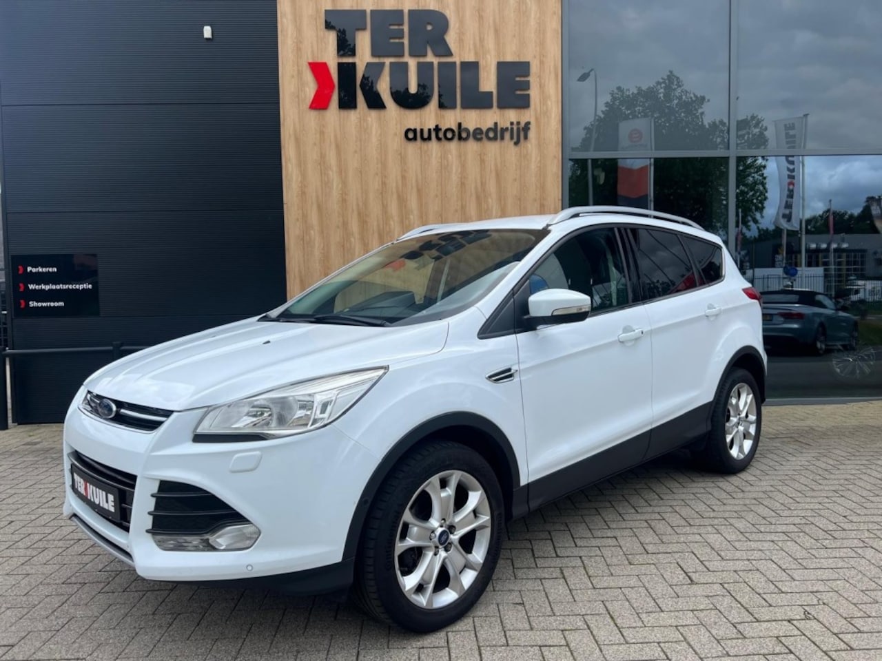 Ford Kuga - 1.5 Titanium 1.5 Titanium - AutoWereld.nl