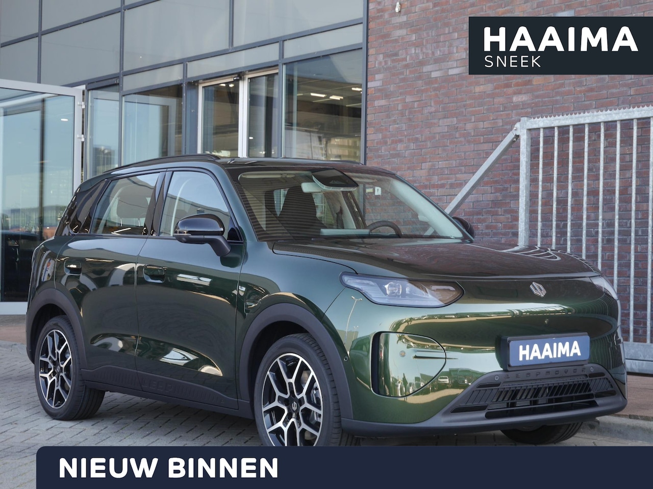 Leapmotor B03X - ProMax Design 53 kWh | Nieuw | €1000korting | Hoge zit | Carplay | Camera | Navigatie | 18 - AutoWereld.nl