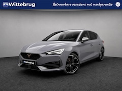 CUPRA Leon - 1.4 e-Hybrid 245pk Performance DSG Automaat / Navigatie / APP / LED / Park Assist / Camera