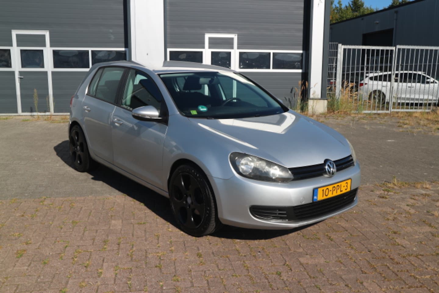Volkswagen Golf - 1.2 TSI Trendline BlueMotion 1.2 TSI Trendline BlueMotion - AutoWereld.nl