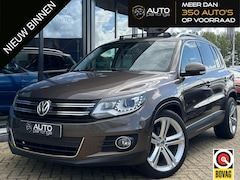 Volkswagen Tiguan - 2.0 TSI Sport&Style 4Motion 179PK | AUTOMAAT | NL AUTO | PANO | Wegklapbare Trekhaak | Sto