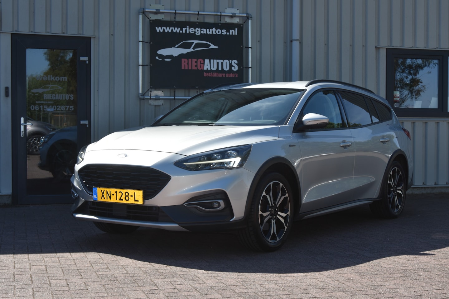 Ford Focus Wagon - 1.0 Active Business. Clima, PDC, B&0, Carplay, Origineel Nl!! - AutoWereld.nl