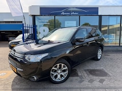 Mitsubishi Outlander - 2.0 PHEV Executive Edition | AUTOMAAT | AIRCO | TREKHAAK