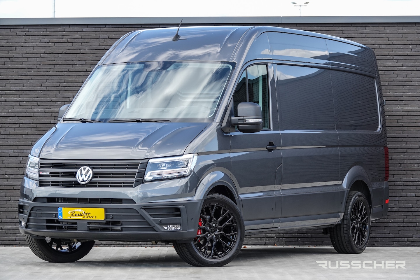 Volkswagen Crafter - L3H3 | 2.0Tdi 177Pk Aut. | 4-Motion | Stoel-Stoel | Achteruitrijcamera | LED | 20'' | Indi - AutoWereld.nl