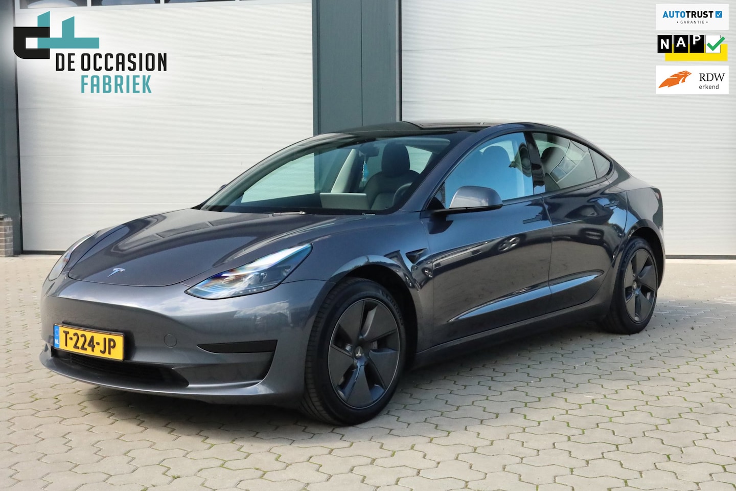 Tesla Model 3 - Standard RWD Plus 60 kWh Elektr. achterklep Ryzen - AutoWereld.nl