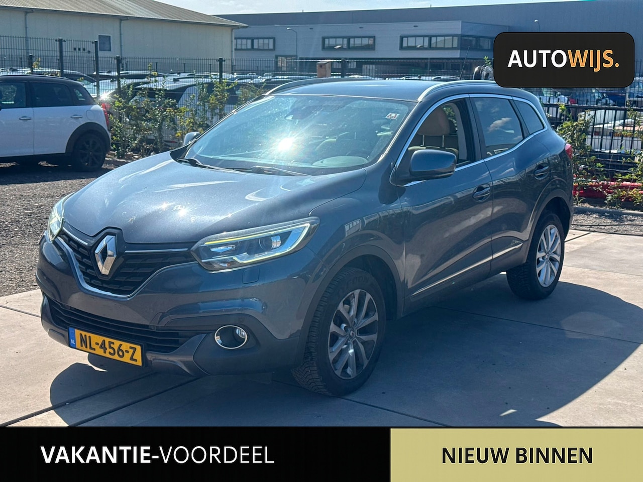 Renault Kadjar - 1.5 dCi Intens|LEDER|PANO|TREKHAAK|NAVI|LED - AutoWereld.nl