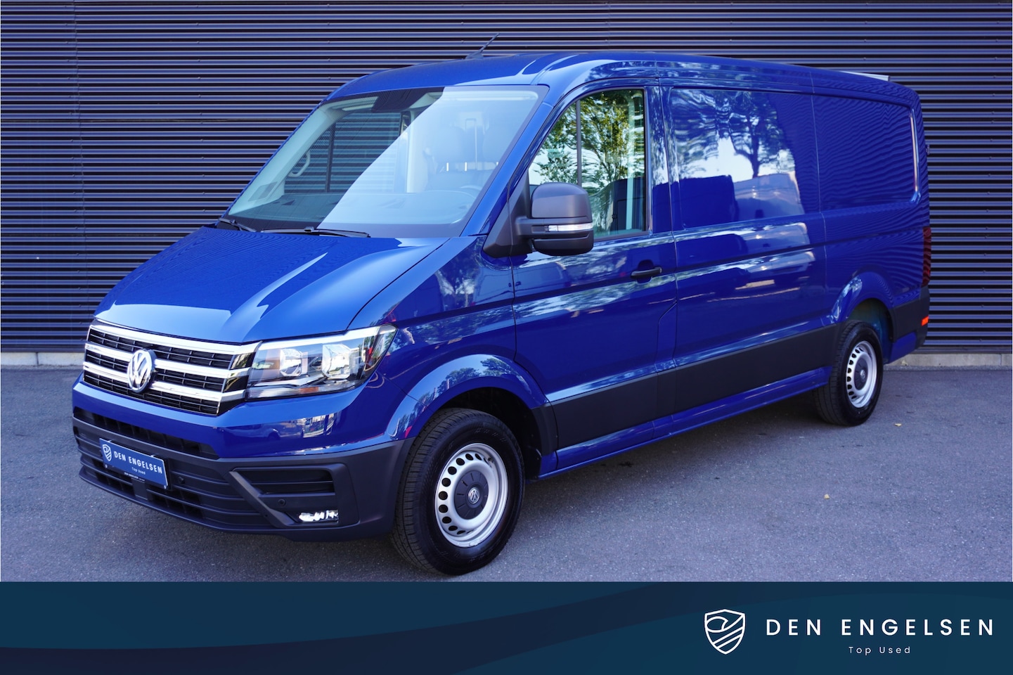 Volkswagen Crafter - 35 140pk L3H2/L2H1 Airco Kunstleder Parkeersensoren Standkachel Bluetooth - AutoWereld.nl