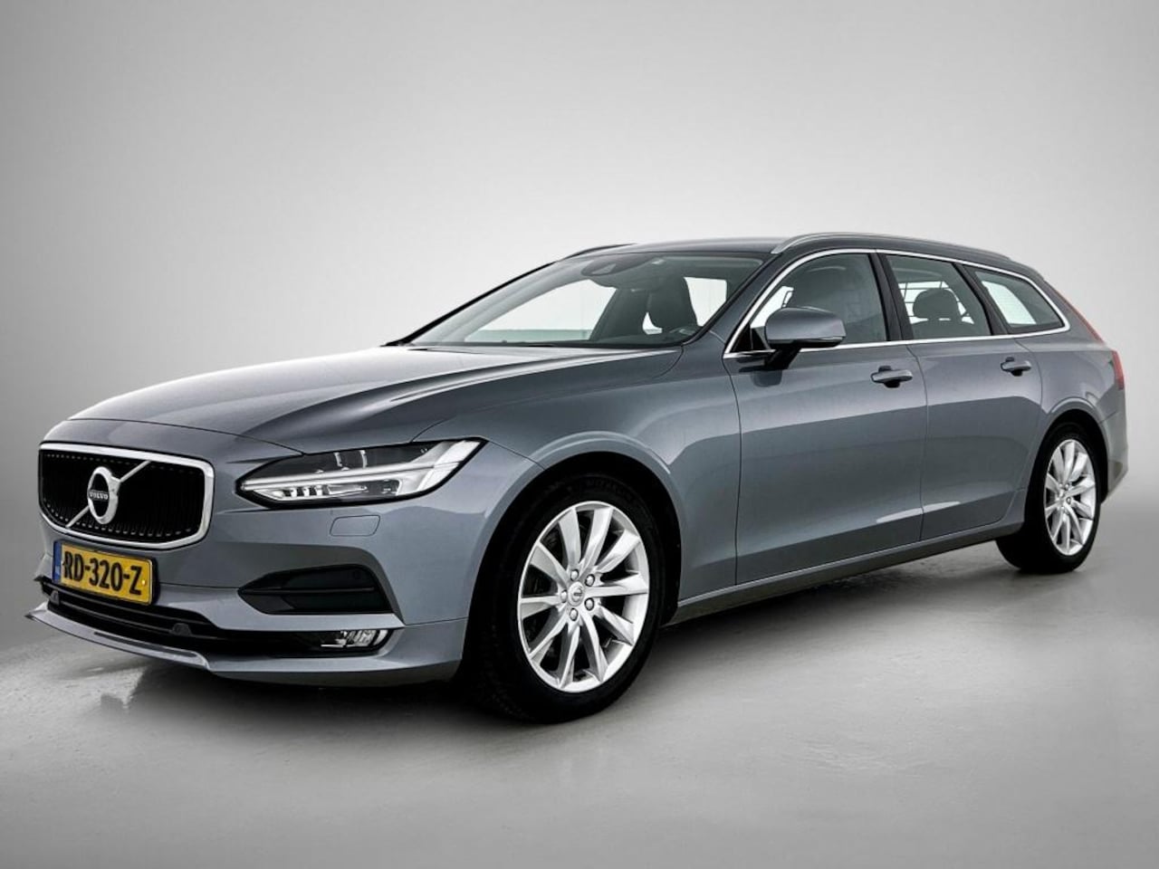 Volvo V90 - 2.0 T5 Momentum 2.0 T5 Momentum - AutoWereld.nl