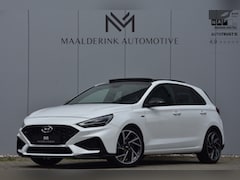 Hyundai i30 - 1.5 T-GDi MHEV N Line Panodak, Keyless, Camera, Digitale Cockpit, Navi, Stoelverwarming, A