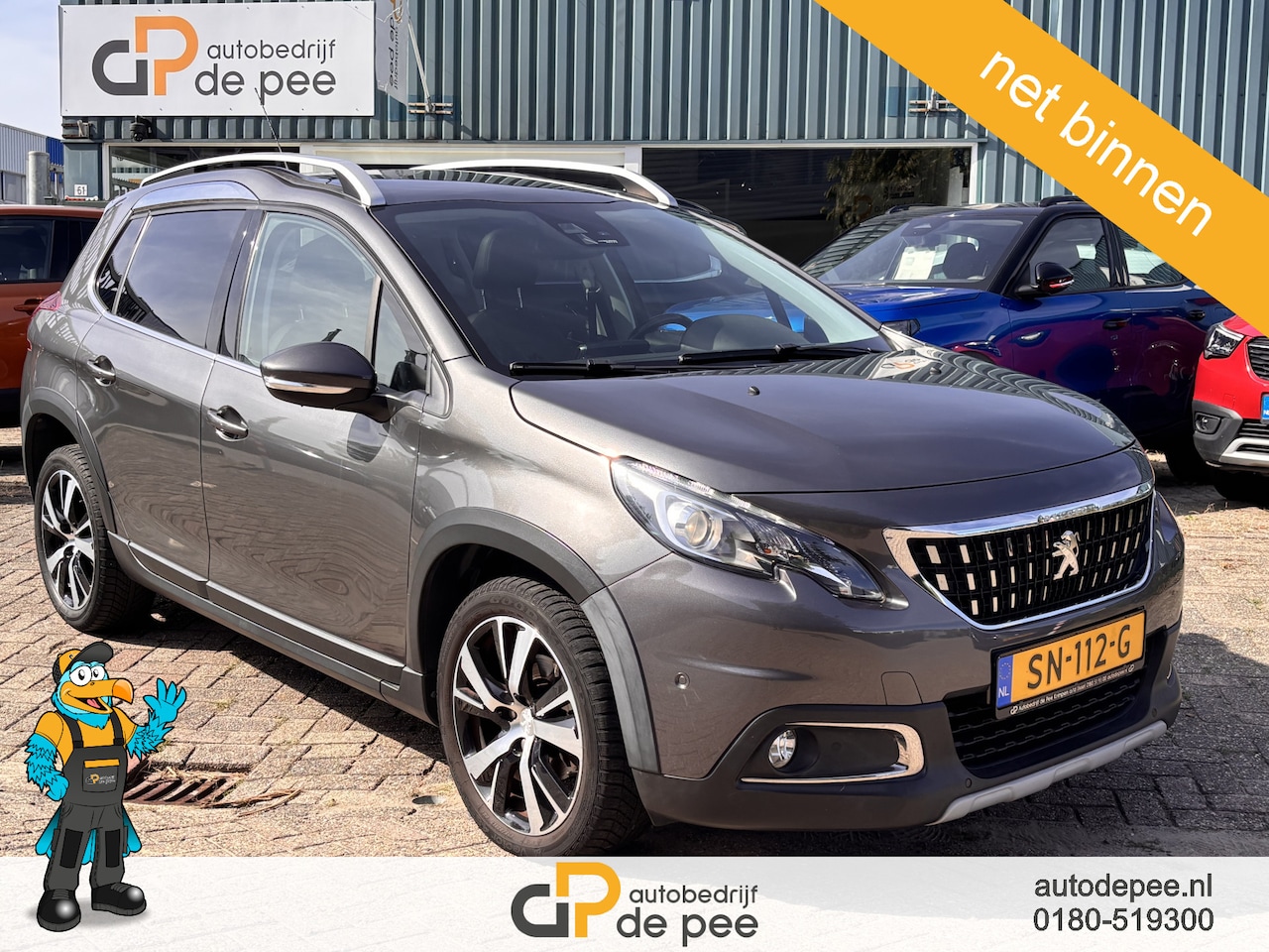 Peugeot 2008 - 1.2 PureTech Blue Lease Executive GARANTIE/FULL-OPTION/PANO-DAK/TREKHAAK/LEDER/CARPLAY/CLI - AutoWereld.nl