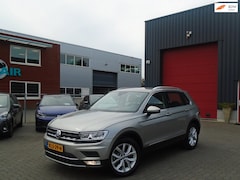 Volkswagen Tiguan - 2.0 TSI 4Motion Highline, Automaat, Trekhaak