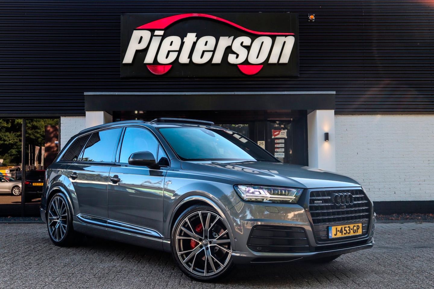 Audi Q7 - 3.0 TFSI Quattro 7p 3x S-Line PANO MATRIX VOL OPTIES - AutoWereld.nl