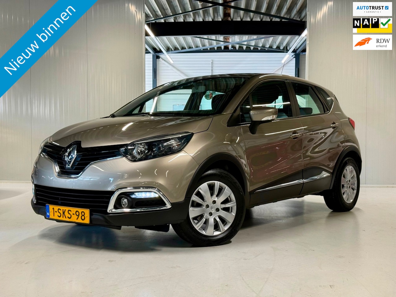 Renault Captur - 1.2 TCe 120PL Expression Automaat|Dealer onderhouden! - AutoWereld.nl