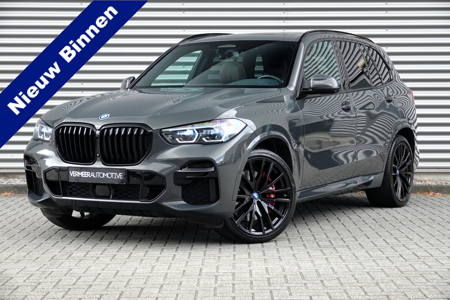 BMW X5 - xDrive45e High Executive | M-Sport | Panodak | Achteras Besturing | Laser | HUD | - AutoWereld.nl