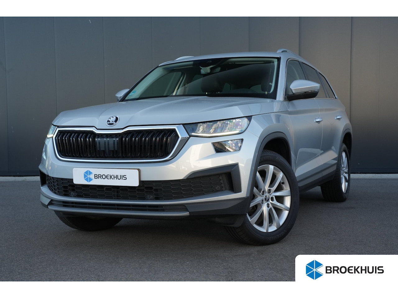 Skoda Kodiaq - 1.5 TSI Business Edition | Achteruitrijcamera | Cruise control adaptief | Trekhaak uitklap - AutoWereld.nl