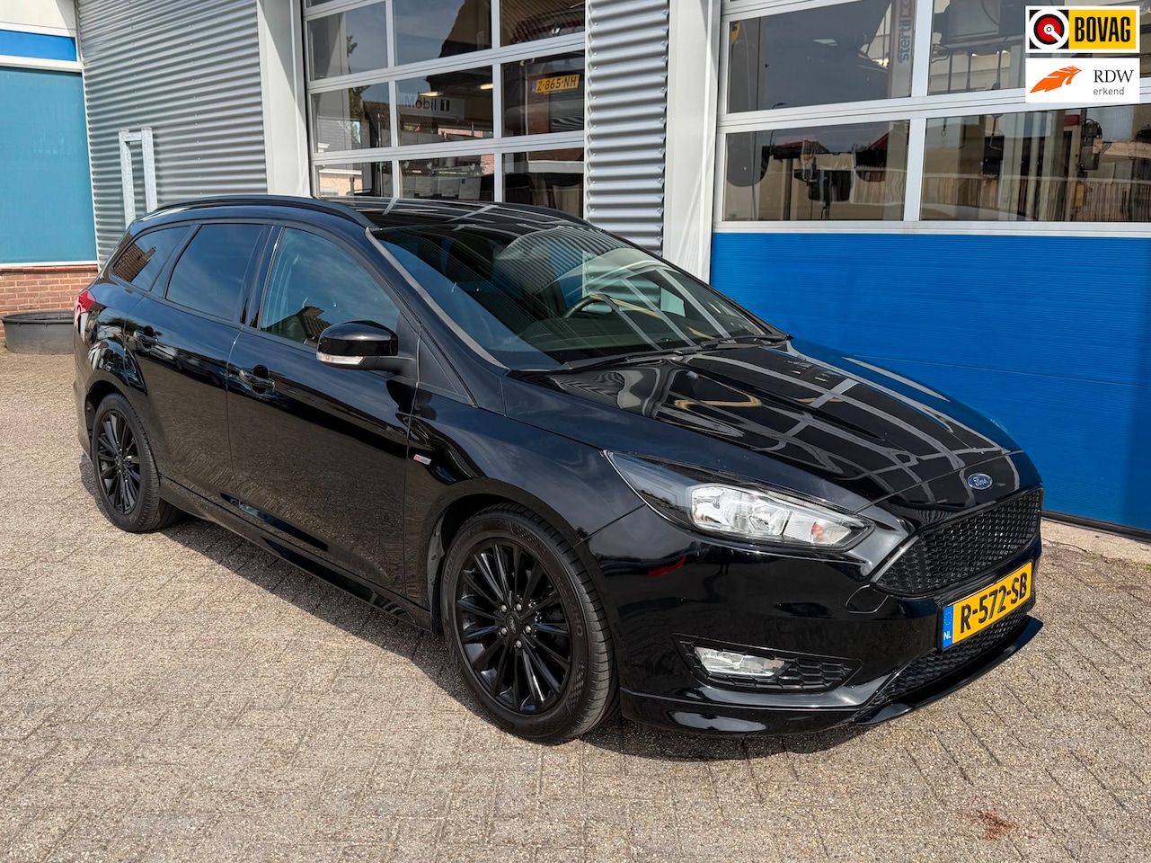 Ford Focus Wagon - 1.0 EcoBoost ST Line - AutoWereld.nl