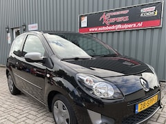 Renault Twingo - 1.5 dCi Night & Day Airco.Cruise.Audio.Trekhaak.1e Eign