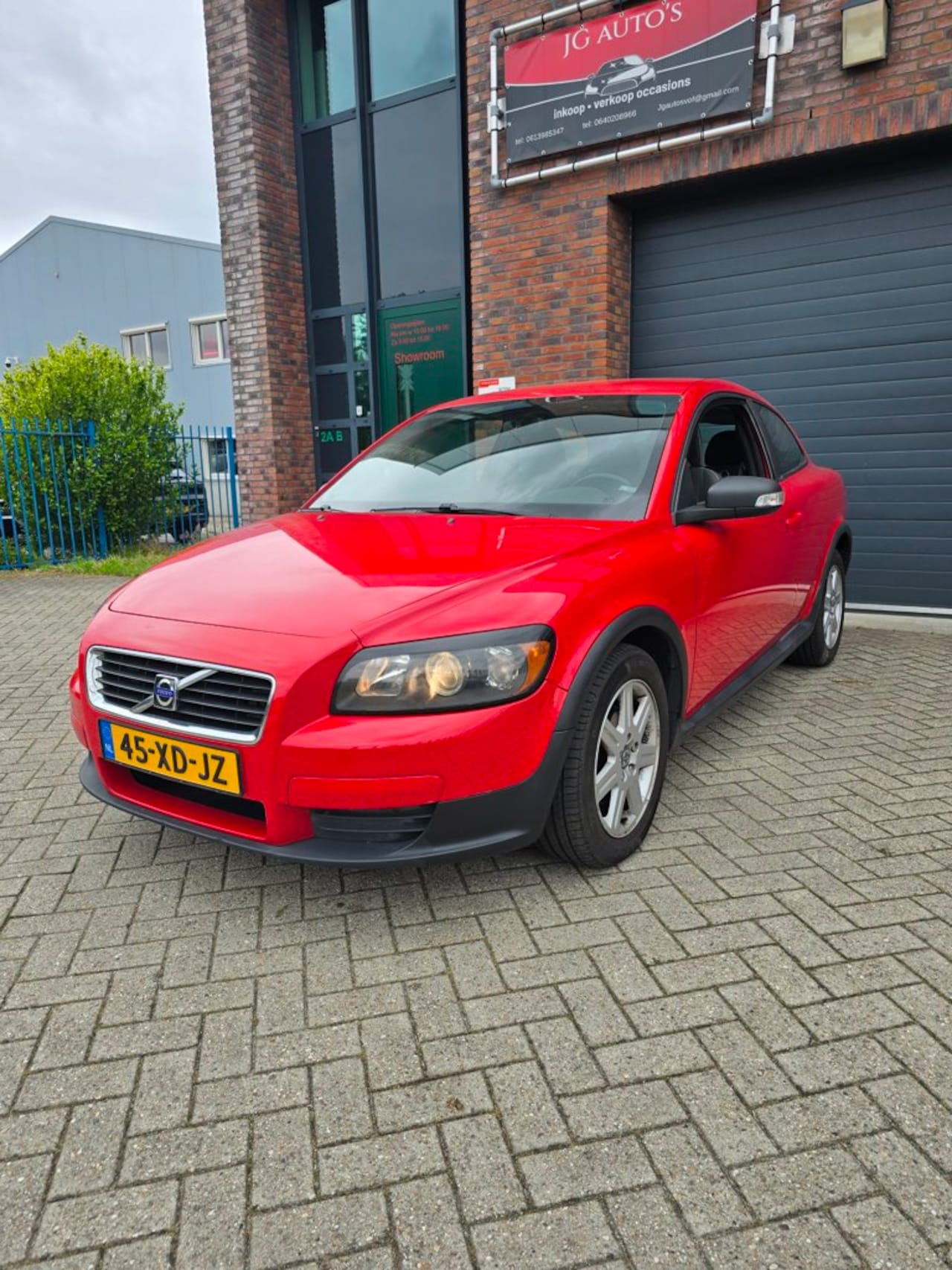 Volvo C30 - 1.6 T2 Summum volledig dealer onderhouden/airco - AutoWereld.nl
