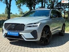Volvo XC60 - 2.0 T8 Plug-in hybrid AWD NW MODEL Ultra Black Edition 455pk Luchtvering / 21inc / Trekhaa