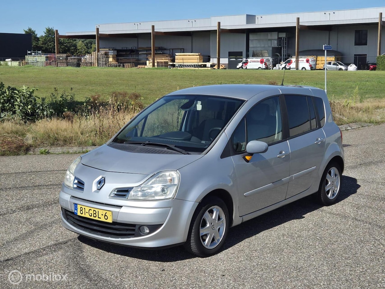 Renault Modus - 1.2 TCE Expression Airco / Cruise / Trekhaak - AutoWereld.nl
