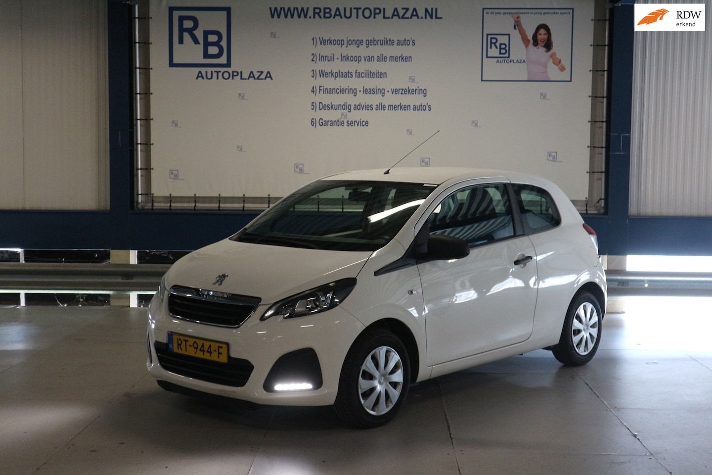 Peugeot 108 - 1.0 e-VTi Access / WHITE / NAP KM STAND ! ! ! ! - AutoWereld.nl