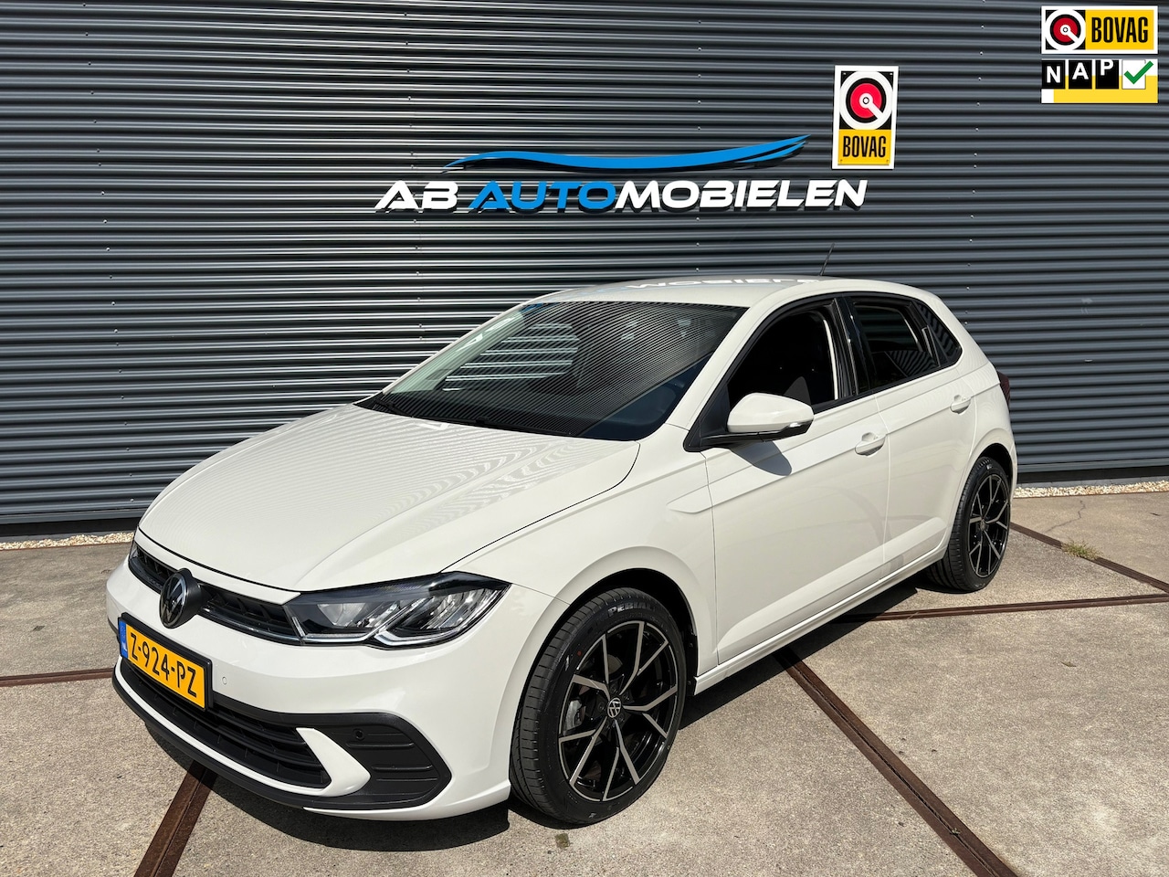 Volkswagen Polo - 1.0 TSI Life Edition CARPLAY/ CAMERA/ KEYLESS - AutoWereld.nl