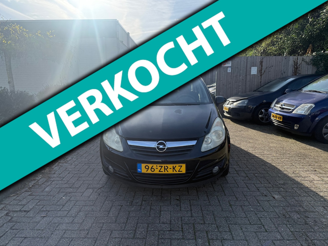 Opel Corsa - 1.4-16V Enjoy 1.4-16V Enjoy - AutoWereld.nl