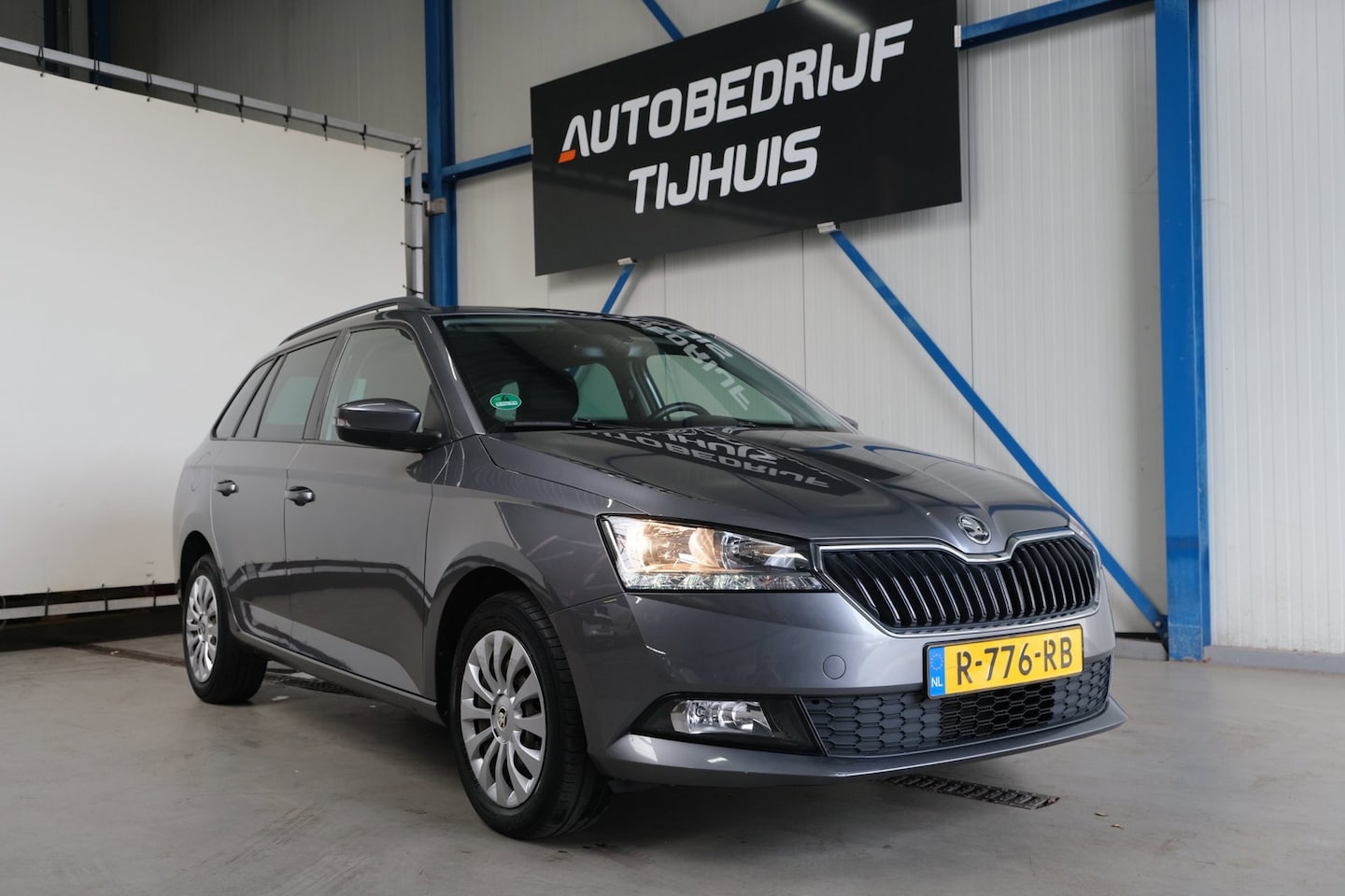 Skoda Fabia Combi - 1.0 TSI Ambition - N.A.P. Airco, Cruise, Navi, PDC, Carplay. - AutoWereld.nl