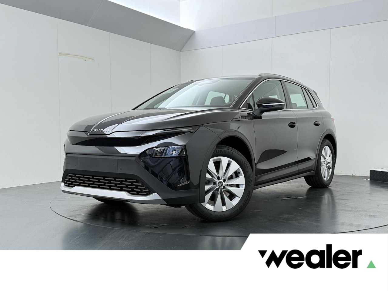 Skoda Elroq - 60 Tour Edition 190 PK | Dodehoeksensor | Camera | Verwarmbaar stuurwiel en stoelen | - AutoWereld.nl