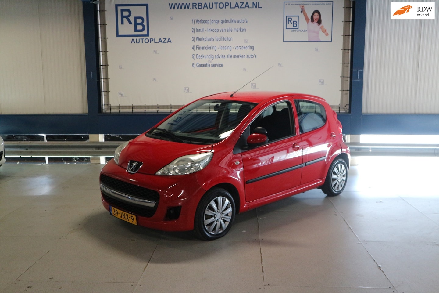 Peugeot 107 - 1.0-12V XS AUTOMAAT / 6 2027 APK - AutoWereld.nl