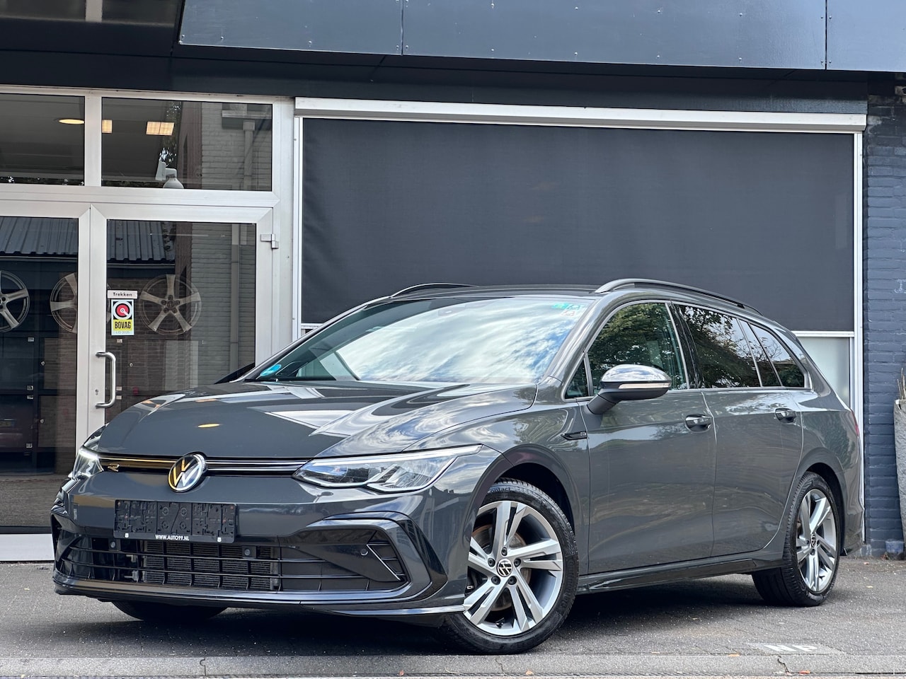 Volkswagen Golf Variant - 2.0 TDI Business R-Line CLIMA / ACC / DCC / PDC / VIRTUAL / SFEER - AutoWereld.nl