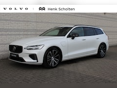 Volvo V60 - T8 Plug-in hybrid AWD Plus Dark | Panoramadak | Trekhaak | Verwarmbare voorstoelen, achter