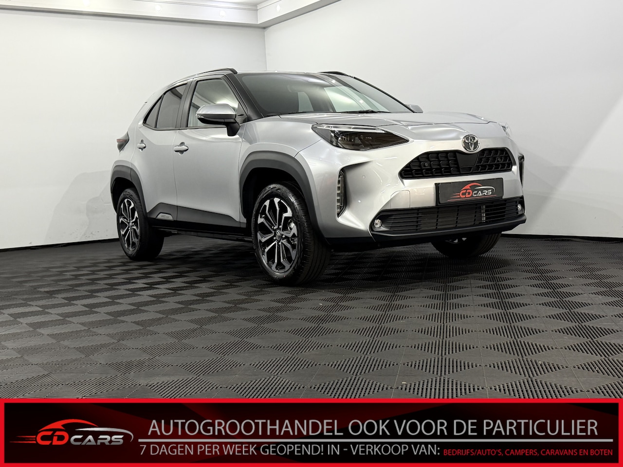 Toyota Yaris Cross - 1.5 Hybrid 130 Executive Camera, Navi, Stoelverwarming/Koeling, Keyless start, Rijstrook c - AutoWereld.nl