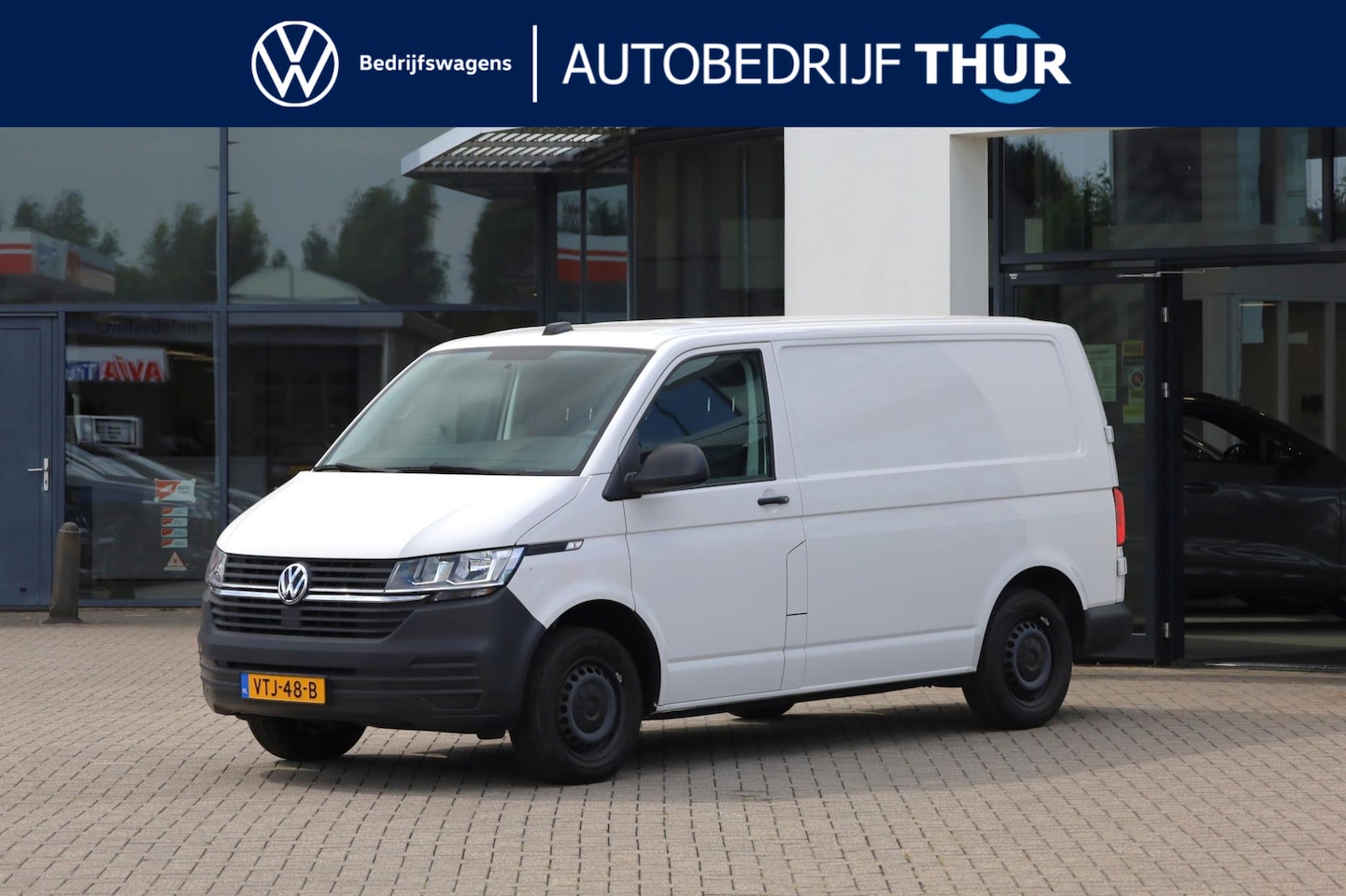 Volkswagen Transporter - 2.0 TDI L1H1 26 Comfortline 2.0 TDI L1H1 26 Comfortline 90PK / 66kW, Executive Plus pakket (Apple Carplay & Android Au - AutoWereld.nl