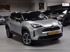 Toyota Yaris - 1.5 Hybrid Executive Bi-Tone Hud Navi|Panoramadak|Garantie|Dealer Onderhouden