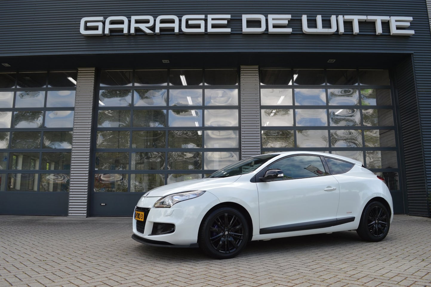 Renault Mégane Coupé - 1.4 TCe Monaco GP 1.4 TCe Monaco GP - AutoWereld.nl
