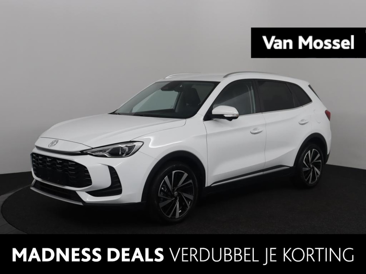 MG ZS - 1.5 Hybrid + Luxury | Keyless entry | 360 Camera| Stoelverwarming voor + Stuurverwarming| - AutoWereld.nl