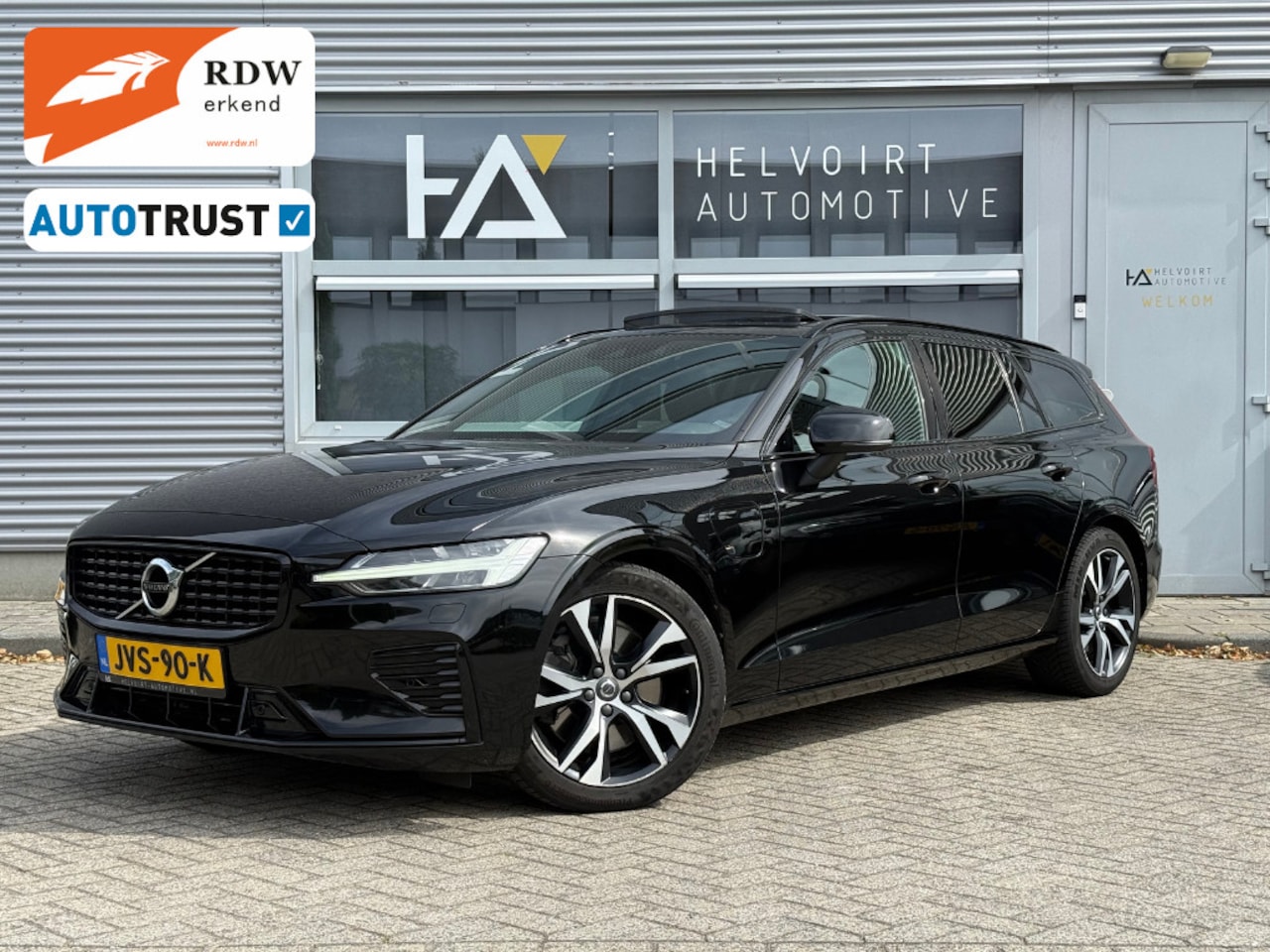 Volvo V60 - 2.0 T6 Recharge AWD R-Design |PANO | TREKHAAK | H&K | MEMORY - AutoWereld.nl