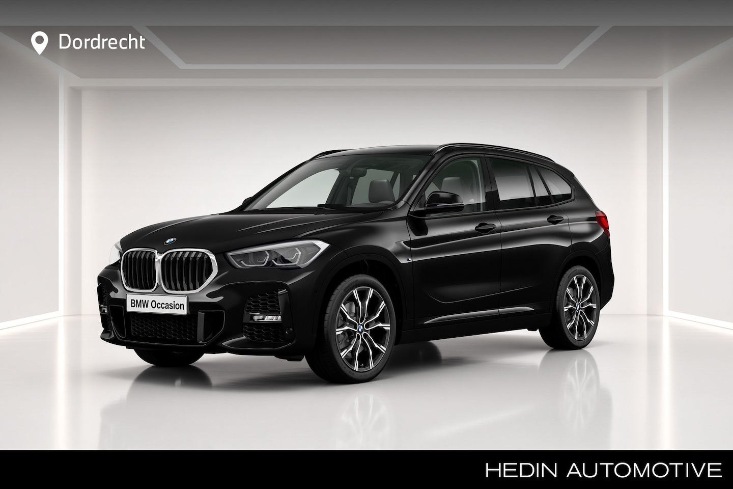 BMW X1 - sDrive20i High Executive | Trekhaak | M-Sport | Leder 19" | Harman Kardon | Stoelverwarmin - AutoWereld.nl