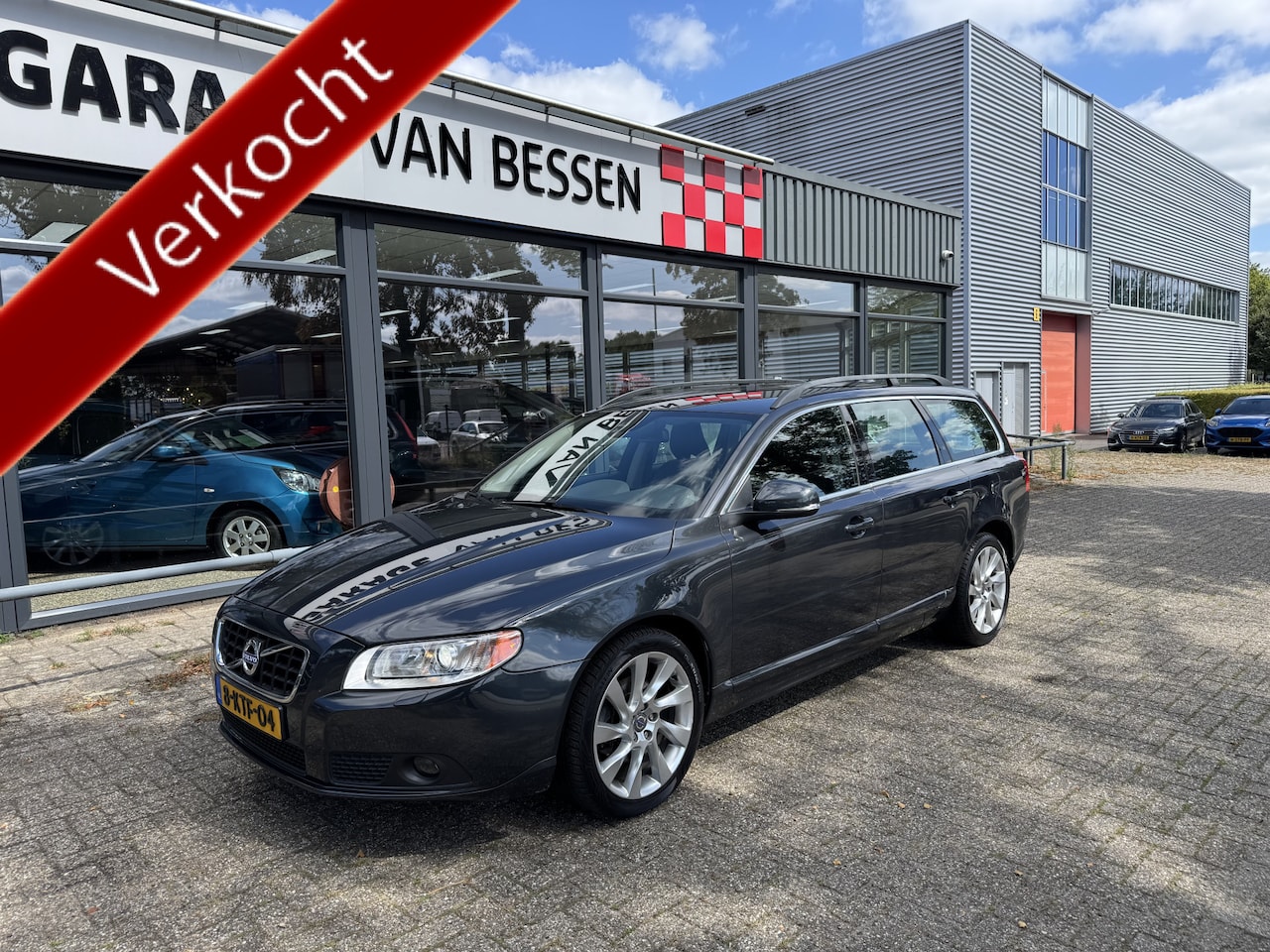 Volvo V70 - 1.6 T4 Limited Edition LEDER-TREKHAAK-STOELVERW - AutoWereld.nl