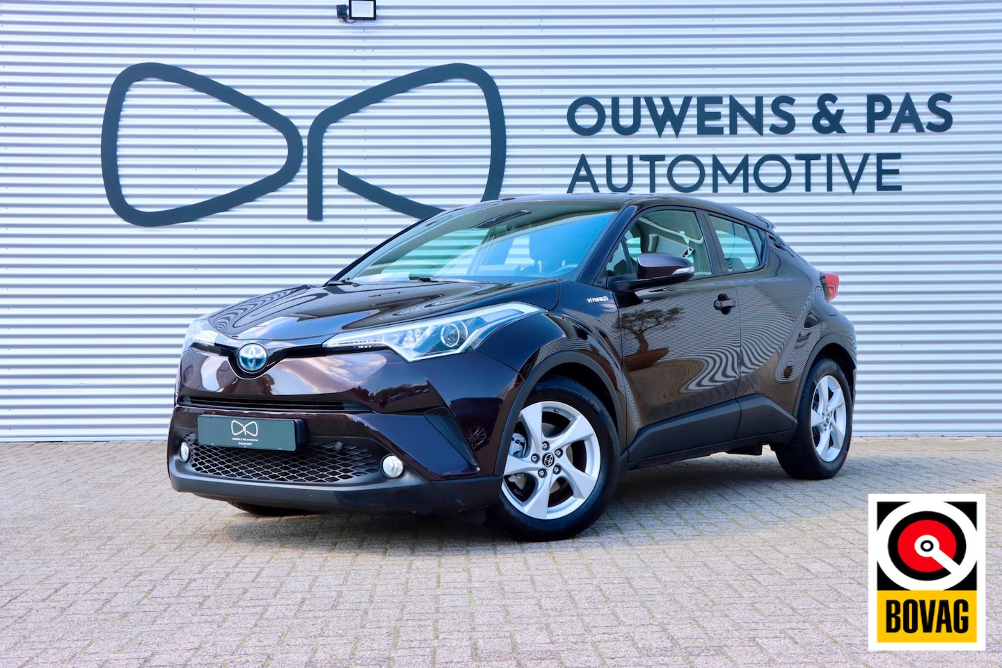 Toyota C-HR - 1.8 Hybrid Dynamic | NAVIGATIE | CRUISE | STOELVERW. | BRUIN METALLIC - AutoWereld.nl