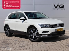 Volkswagen Tiguan - Highline 1.4 TSI Trekhaak Virtual ACC Pano LED CarPlay