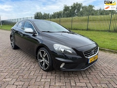 Volvo V40 - 2.0 D2 Ocean Race Business