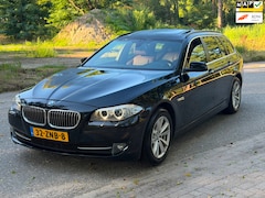 BMW 5-serie Touring - 528i High Executive Pano Congac 2013 Zwart