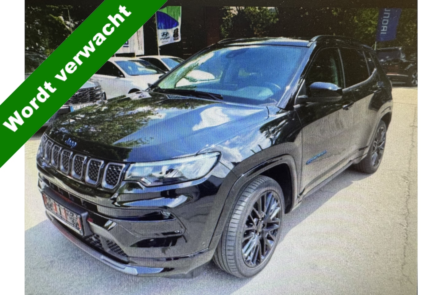 Jeep Compass - 4xe 240 pk Plug-in Hybrid Electric S | Leer | Navi | Elekt stoelen | Trekhaak | Dealer aut - AutoWereld.nl