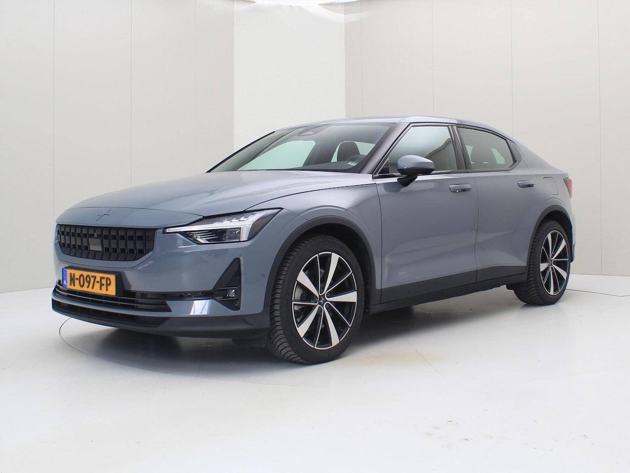 Polestar 2 - Long Range Single Motor 231pk 91% Soh [ TREKHAAK+CAMERA+19 INCH+560KM WLTP+STOELVERWARMING - AutoWereld.nl