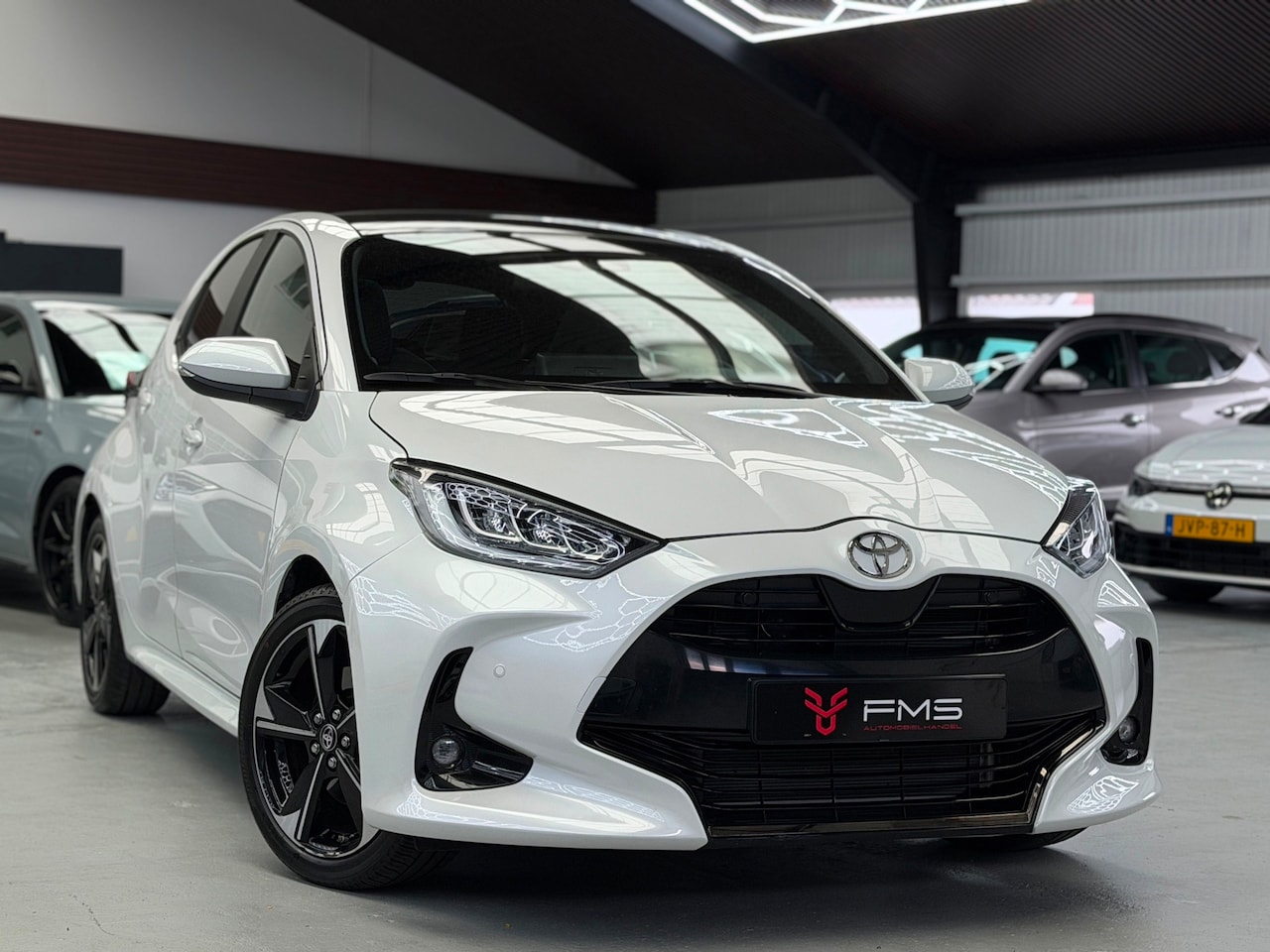 Toyota Yaris - 1.5 Hybrid 130 Premiere Edition Panorama CarPlay - AutoWereld.nl