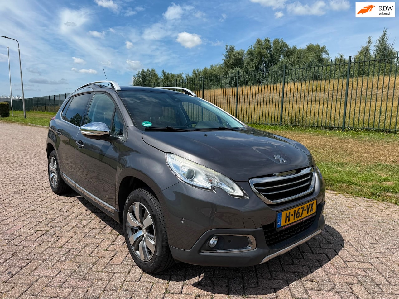 Peugeot 2008 - 1.2 PureTech Féline 1.2 PureTech Féline - AutoWereld.nl