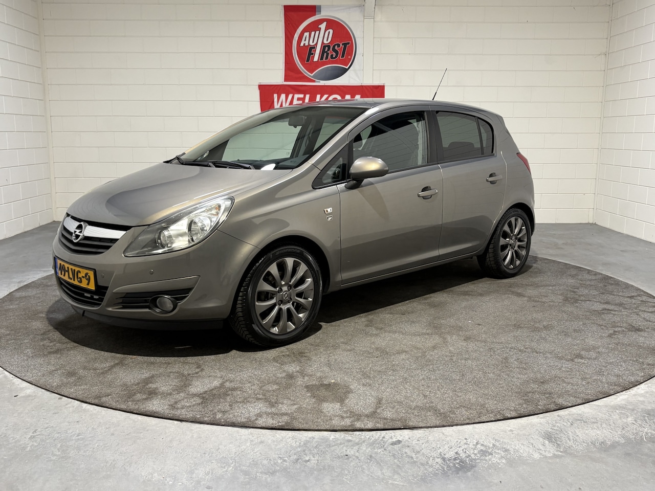 Opel Corsa - 1.2-16V '111' Edition Automaat, 5Drs, Boekjes, Airco, Cruise, Audio, Fraaie uitstraling - AutoWereld.nl