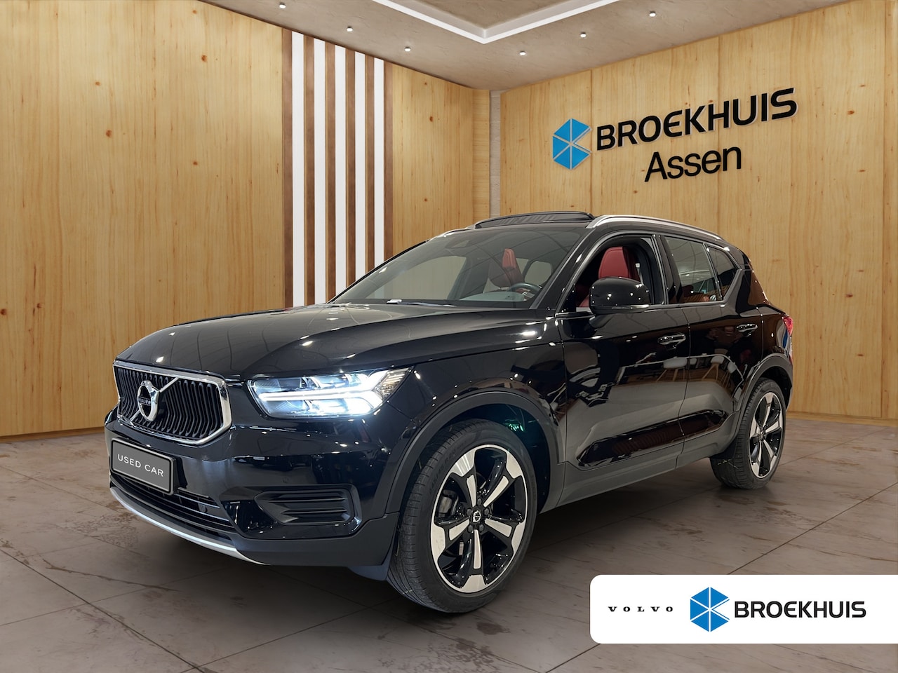 Volvo XC40 - 2.0 T5 AWD Momentum | Trekhaak | Panorama dak | Camera | Keyless | Pilot Assist - AutoWereld.nl